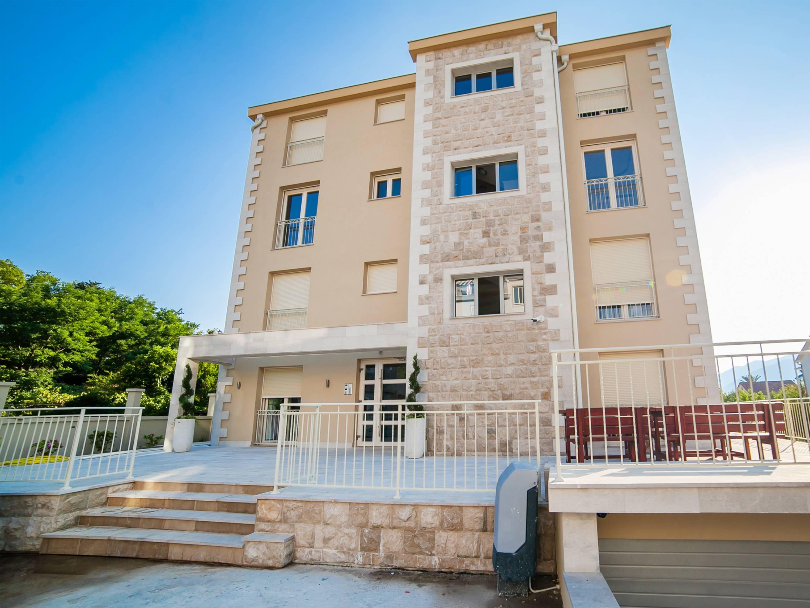 Sea Point Apart Hotel Tivat Exterior foto